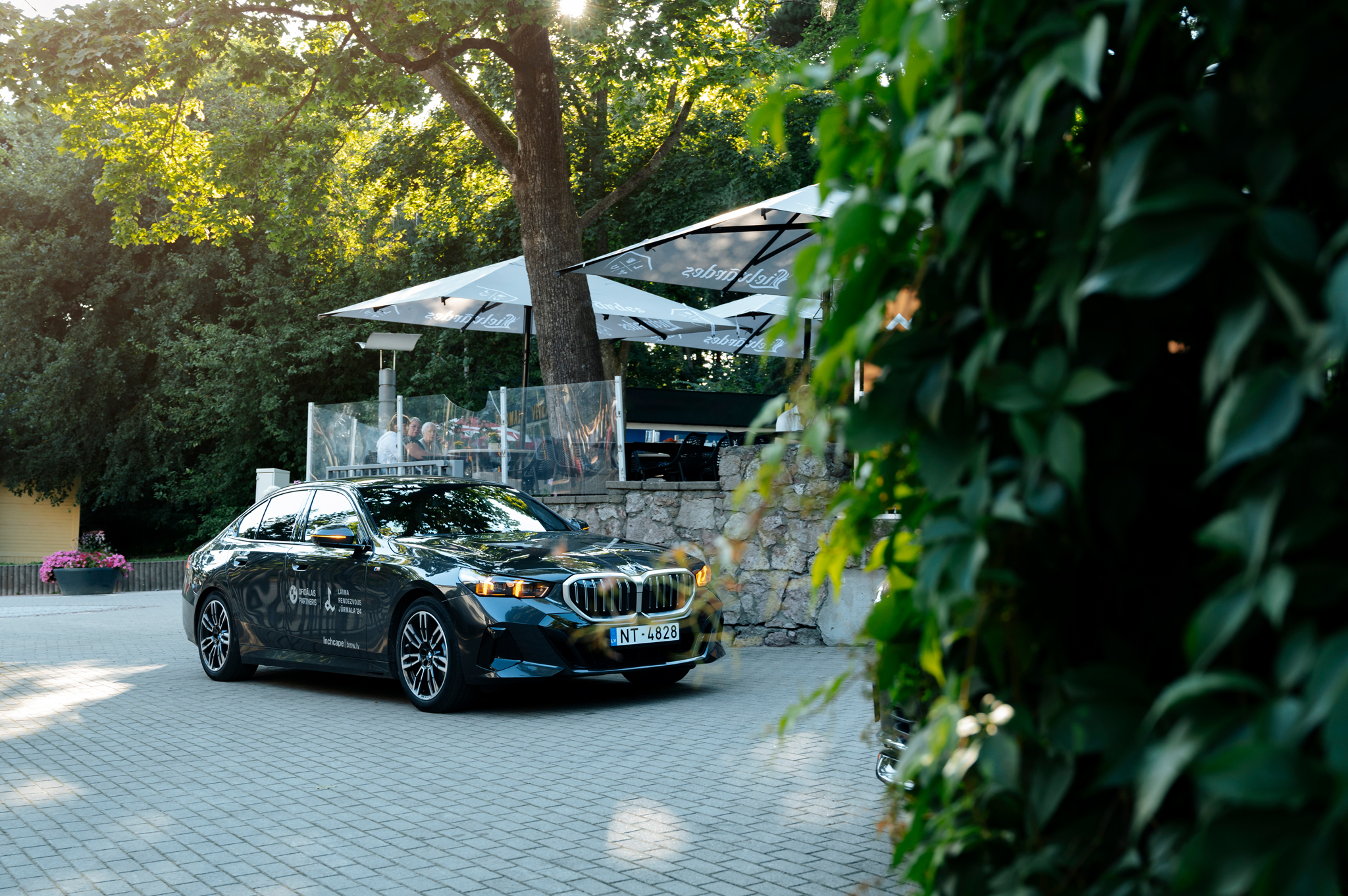 RENDEZVOUS BMW 44